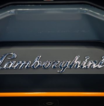 Lamborghini dla początkujących: jak wejść do świata włoskich superaut